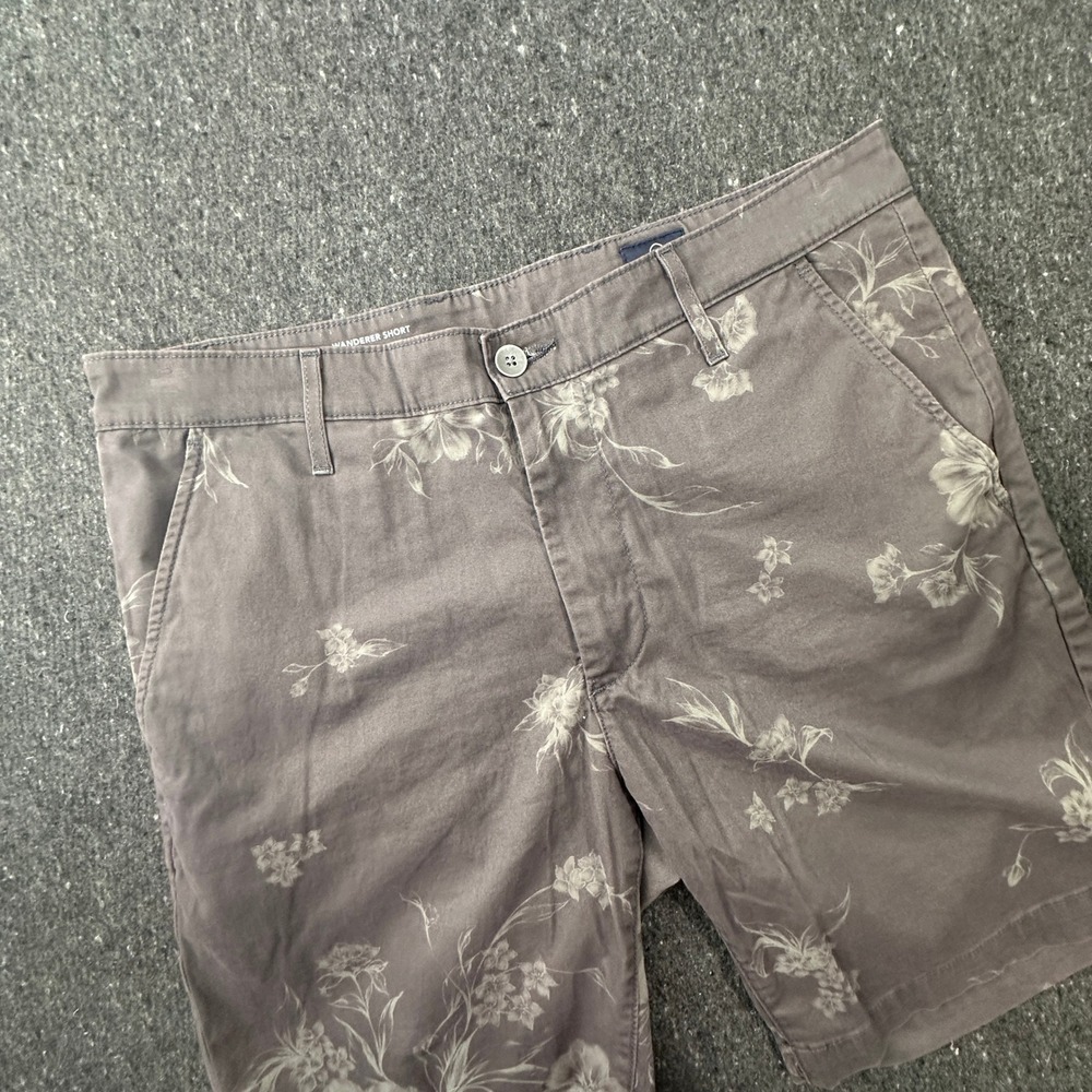 AG Adriano Goldschmied Wanderer Short Men 36 Gray Floral Slim Trouser Short